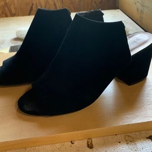 Women’s slip on shoes